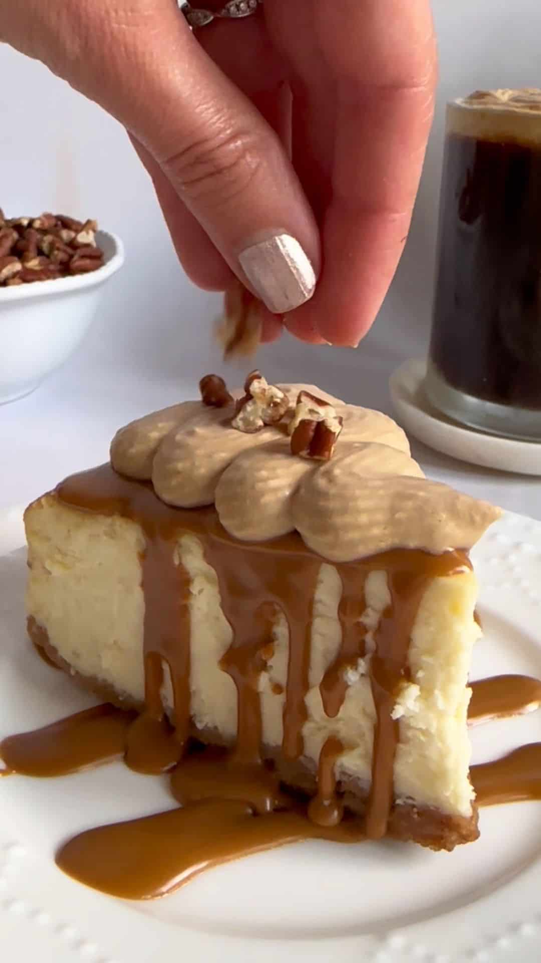 Elevate Desserts & Drinks: The Ultimate Coffee Whipped Cream Guide